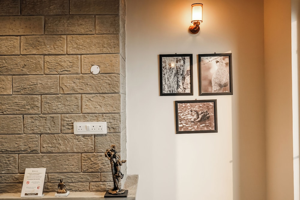 Elivaas Konifer Greyvine Hillside 9 BHK