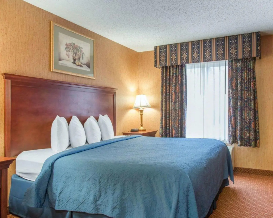 Quality Inn & Suites