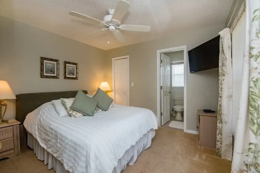 4 Bedroom 3 Bathroom Pool Villa