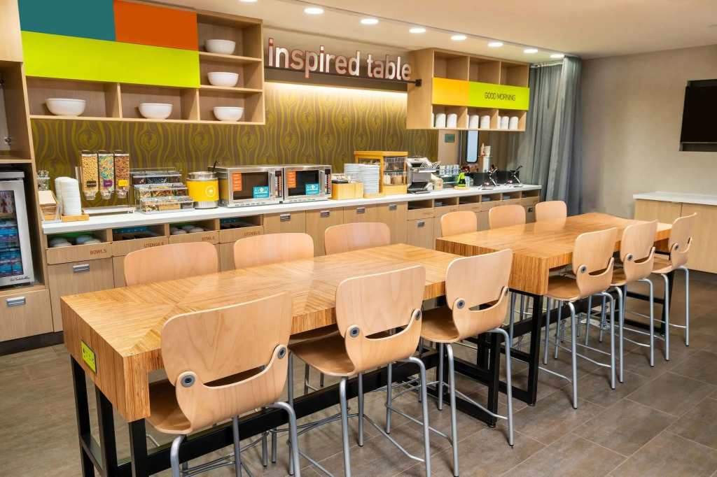 Home2 Suites Bakersfield