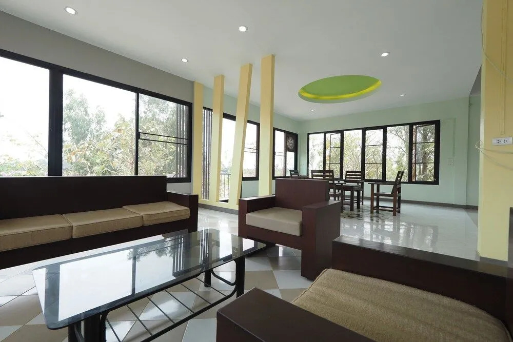 OYO 733 T Resort