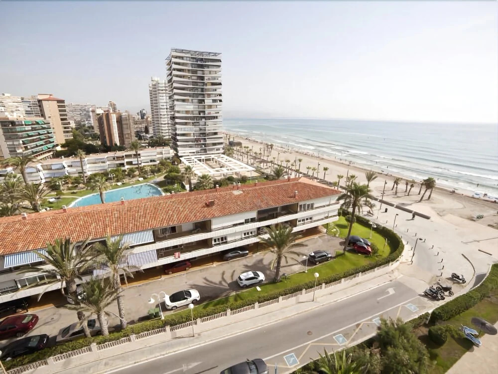 APARTAMENTOS KASA 25 - Playa Calida