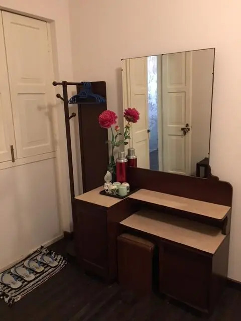 27 Concubine Lane