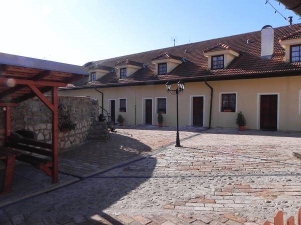Zámecký penzion Rotunda