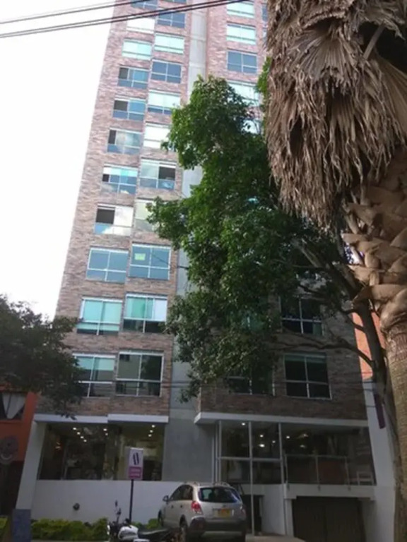 Apartasuites AV