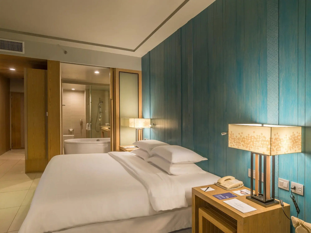 Отель Dusit Thani Krabi Beach Resort