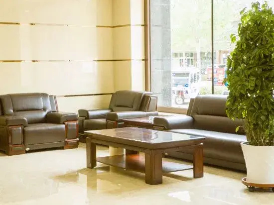 Platinum International Hotel (Tongjiang Russian Style Park Branch)