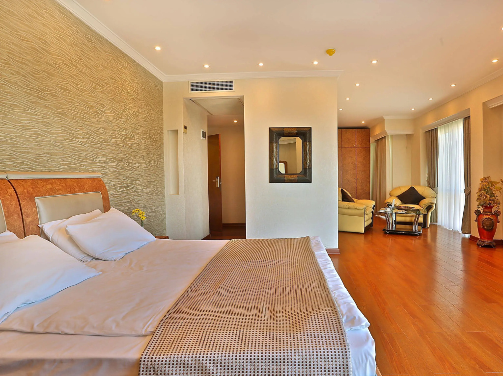 Grand Madrid Hotel