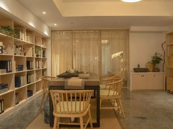 Haoweijia International Hotel,Changji