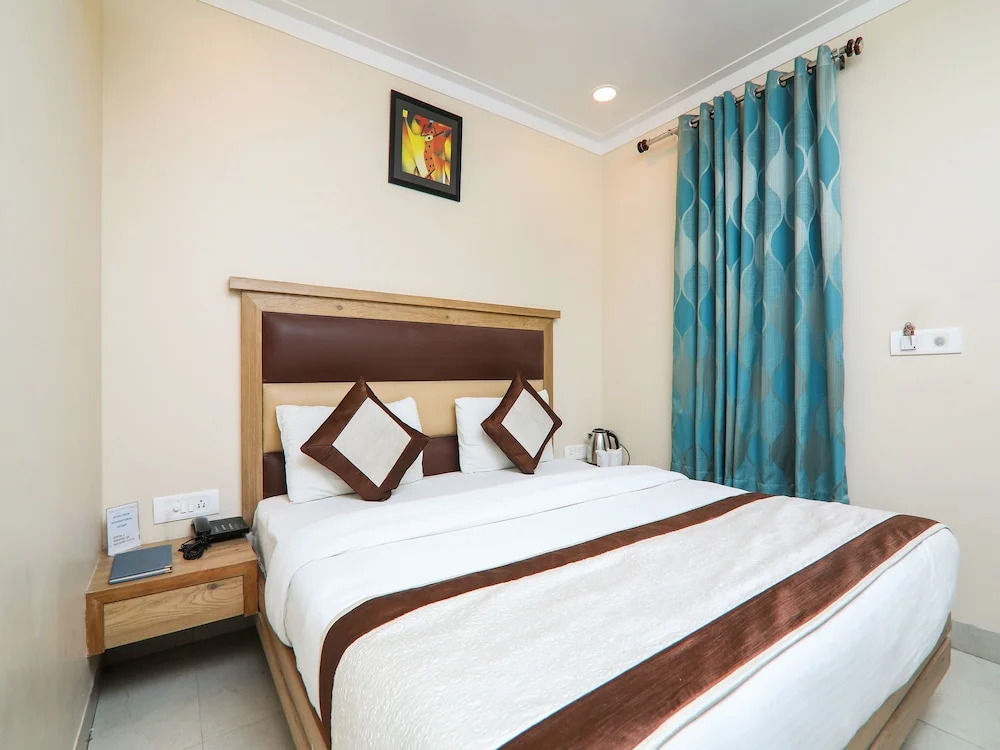 OYO 15567 Hotel India International Sitare