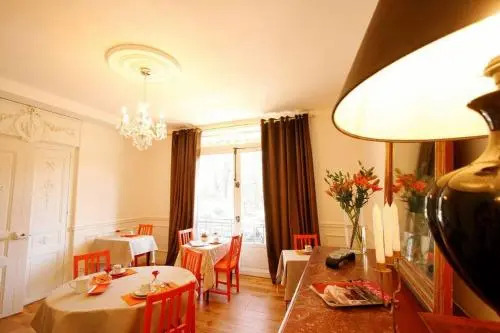 Hôtel Des Poètes avec parking sur réservation