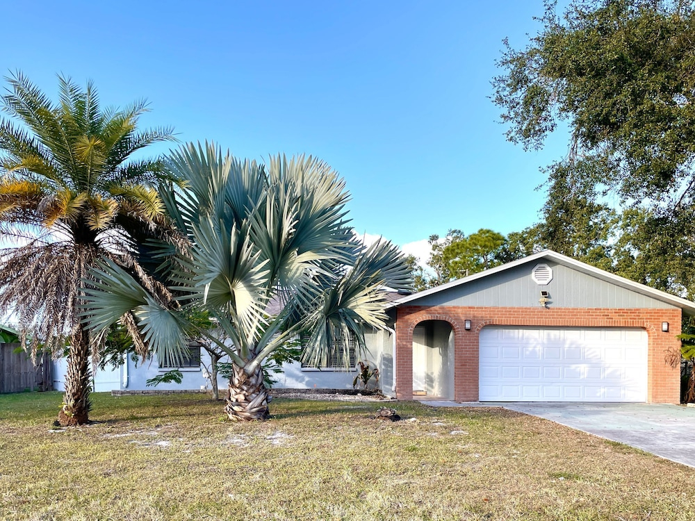 Sarasota Family Home Private Heated Pool Relax