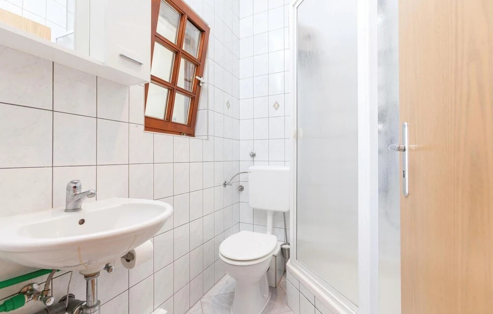 Beautiful Home in Okrug Gornji With Wifi and 1 Bedrooms