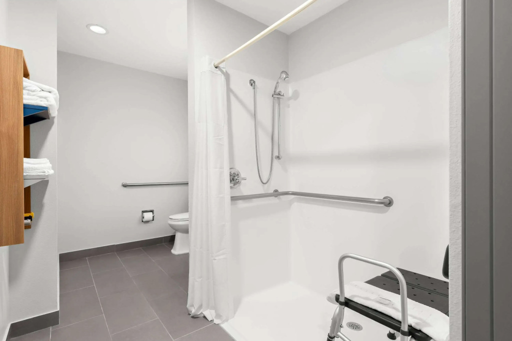 Microtel Inn & Suites by Wyndham Tulsa/Rt 66 Near Casino