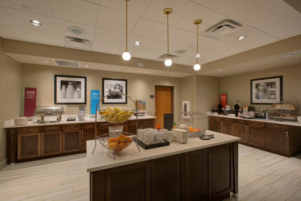 Hampton Inn & Suites by Hilton Tampa Busch Gardens Area