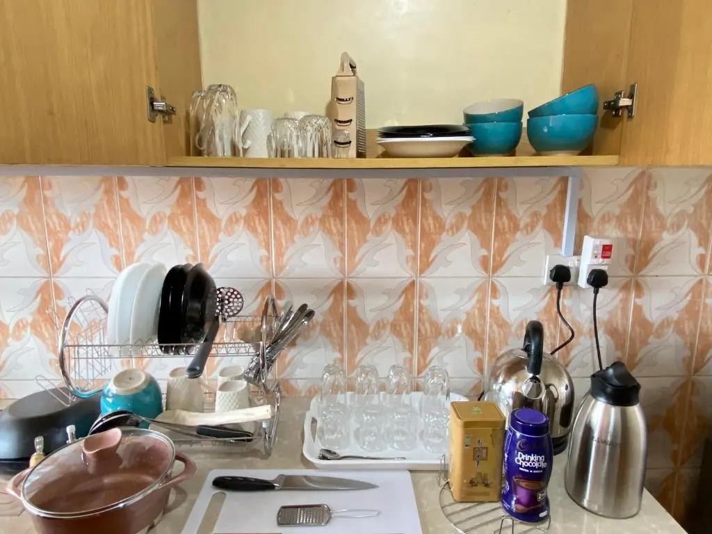 Modern 2-Bedroom Apartment in Kasarani, Nairobi with Wi-Fi, Netflix and a Free Parking spot.