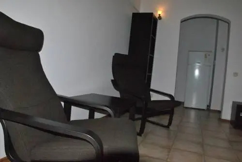 Balcescu Apartment 33