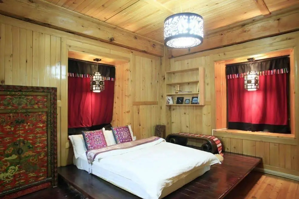 Shangri-la Zhengyi Homestay