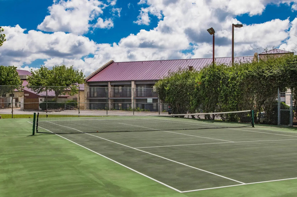 Y O Ranch Hotel and Conference Center