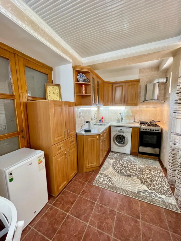 Classic C1 Apartment In The Center With 4 Rooms