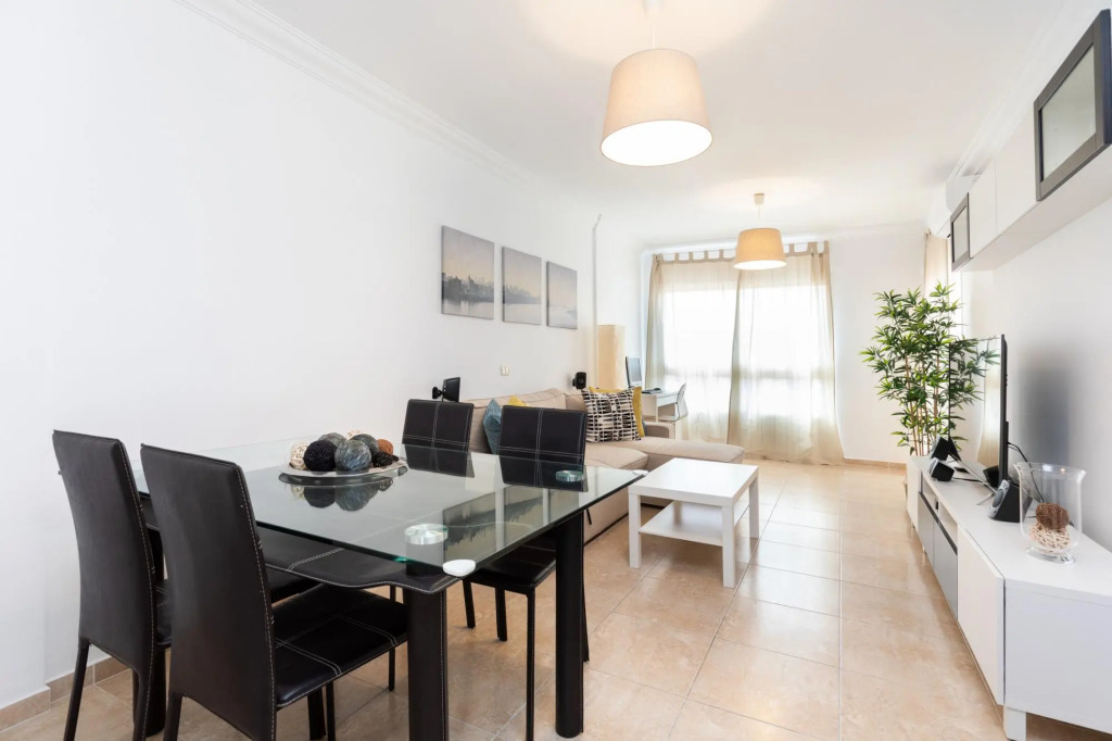 Home2Book Beautiful Duplex Parque La Reina + Wifi