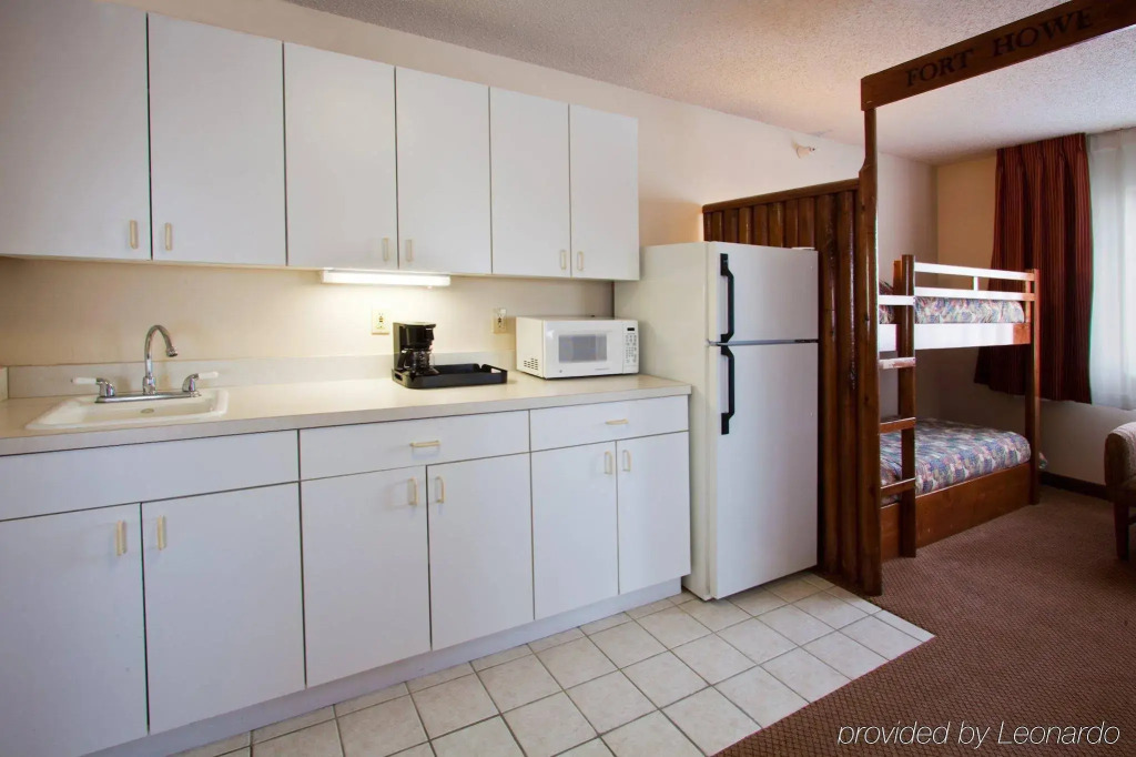 Holiday Inn Express Hotel Howe / Sturgis by IHG