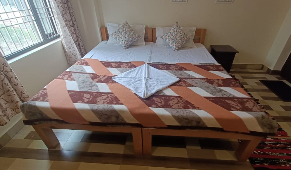 Manaskhand Homestay Ranikhet near NH109