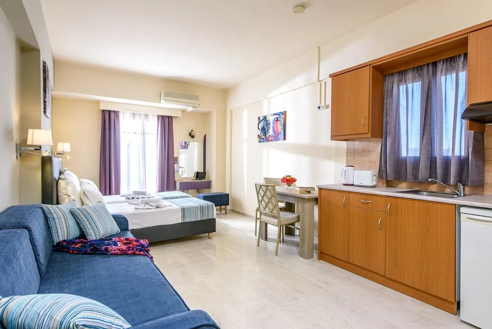 Kleanthi Apartments