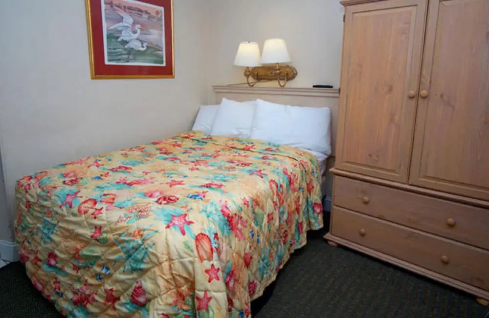 St. Clement's Suites