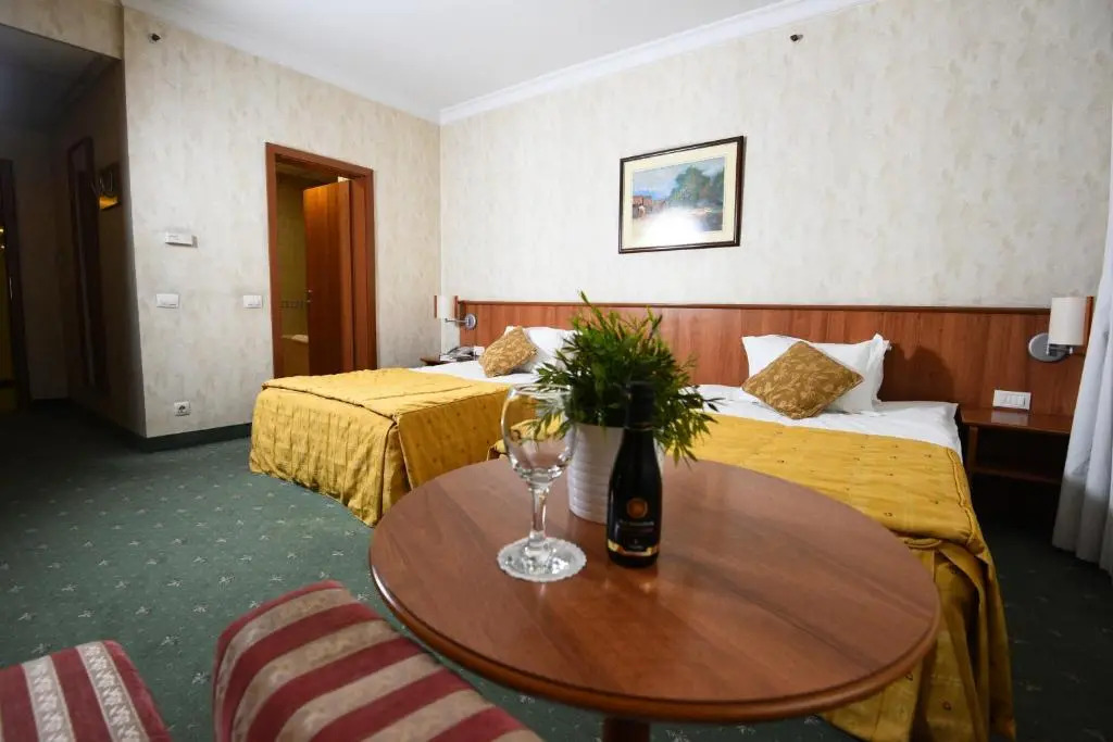 Hotel Karpos