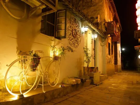 Tongli Xiangju Inn
