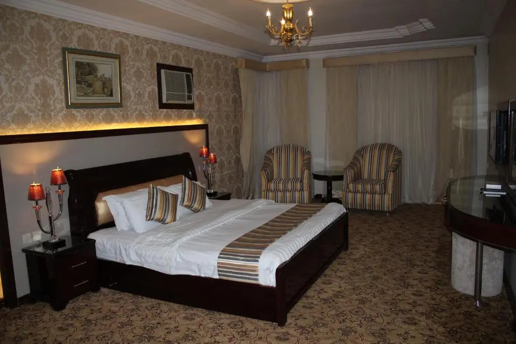 AL Mokhmalia Serviced Apartments