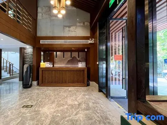 Zhongshan Li Yunji Hotel (Nanjing Zhongshan Mausoleum Scenic Area Branch)