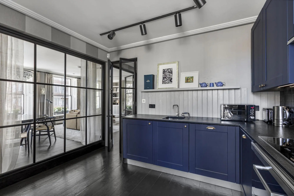 Luxurious Apartment - Denyer Street