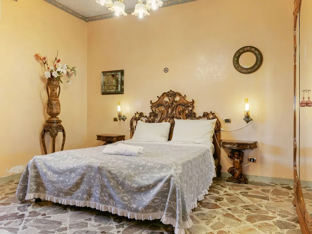 Heritage Holiday Home in Martina Franca With Swimming Pool