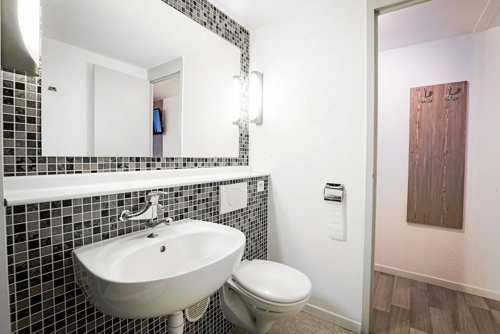 Hotel RBX - Roubaix Centre
