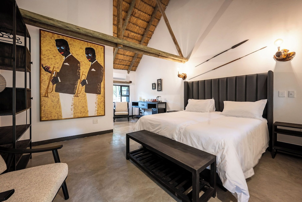 Sunbirds Oasis Lodge