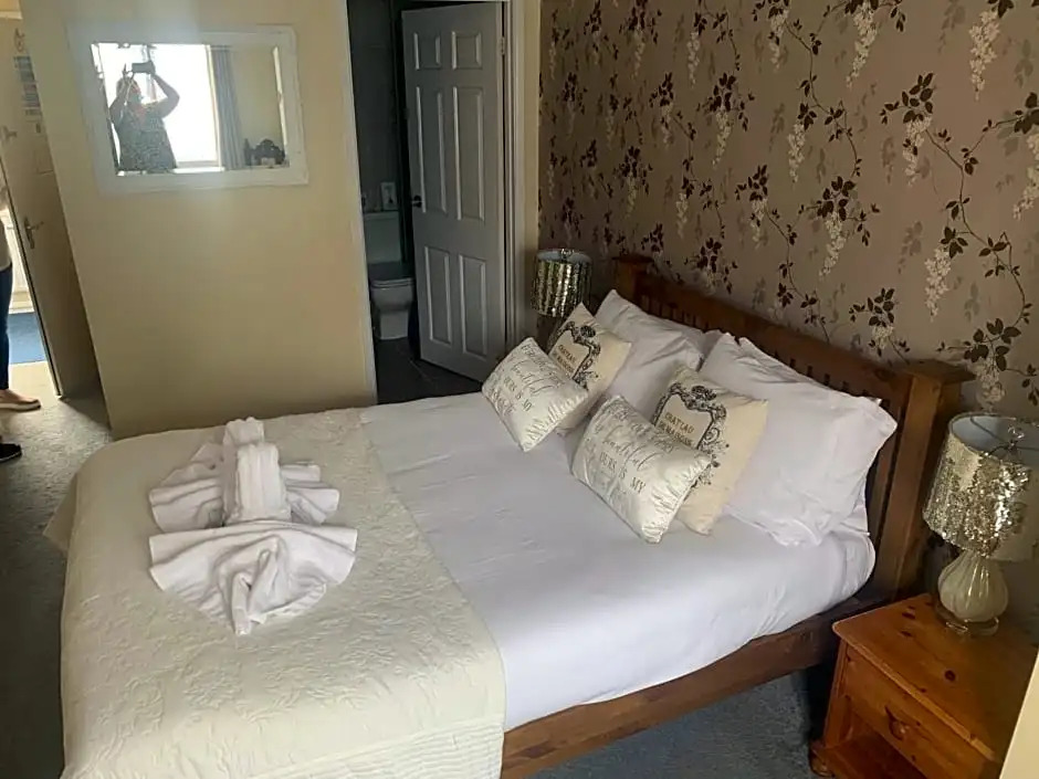 the swan stoford