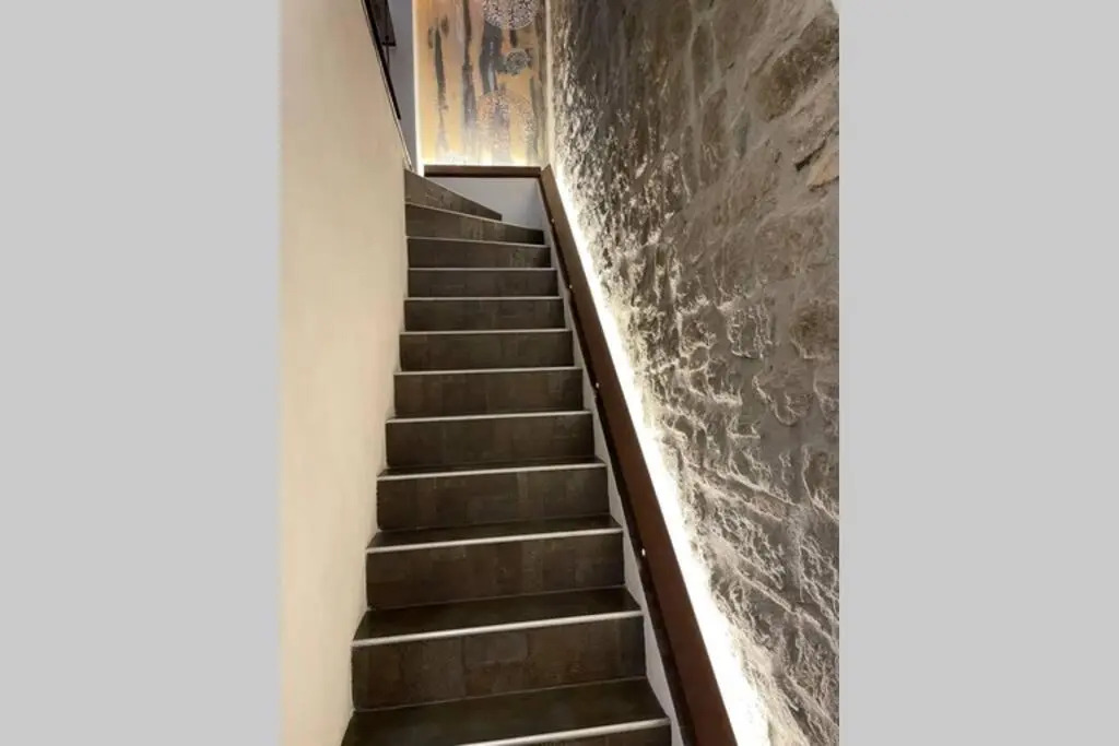 DOMUS TUSCIA APARTMENTS Via Estrema 2