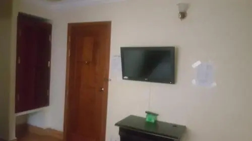 Sambathmeas Guesthouse Chom Chao