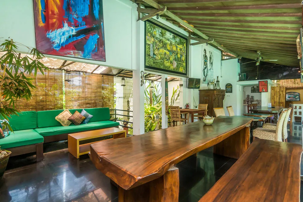 Hassle free retreat in the heart of Petitenget
