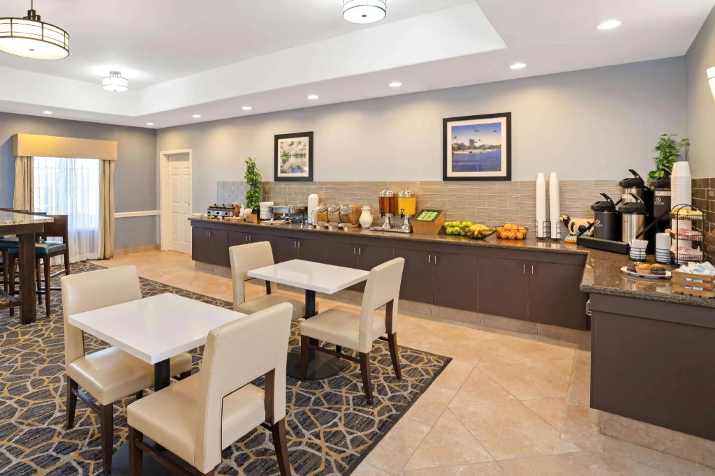 Garner Hotel Houston - Westchase by IHG