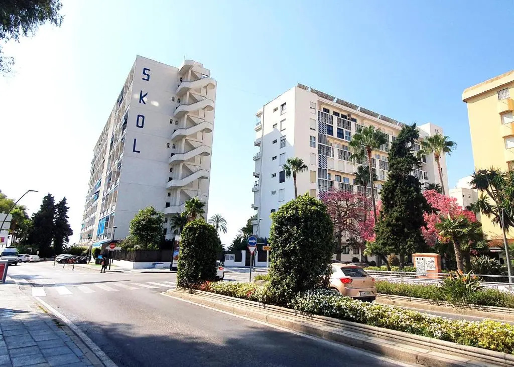 SKOL 424 Stunning One-bedroom apartment with sea views