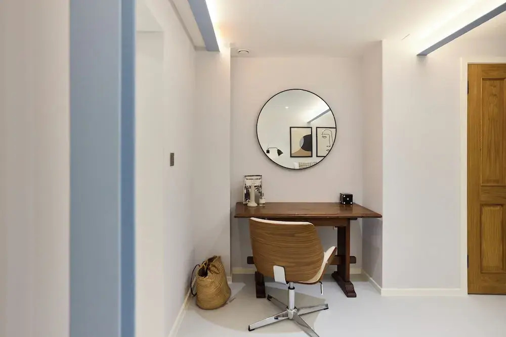 Ladbroke Grove Courtyard Apartment