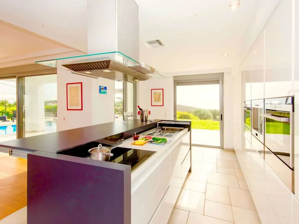 Sparkling Villa in Acrotiri with Private Pool near Sea Beach