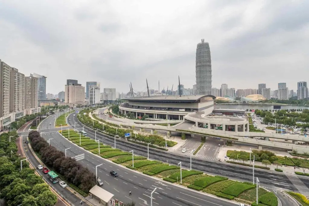 Zhengzhou Zhengdong New District·CBD Business District· Locals Apartment 00174150