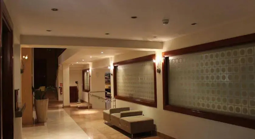 Europa Plaza Hotel