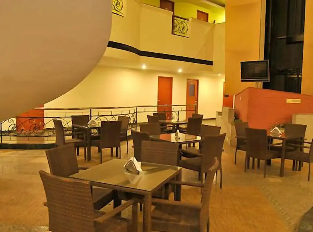 Hotel Atchaya