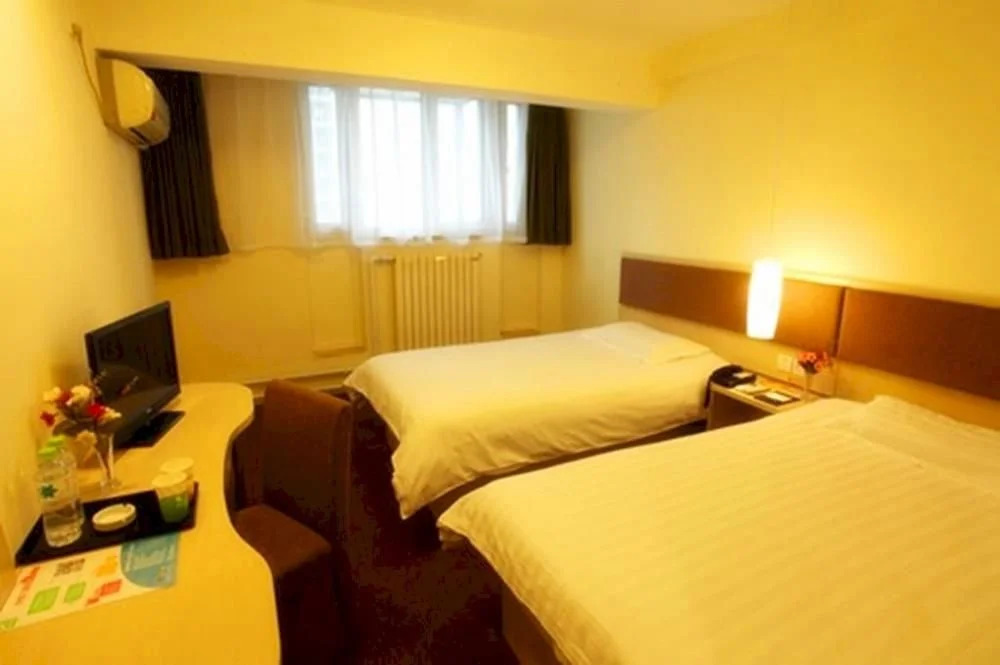Motel168 Harbin Dongdazhi Street Branch