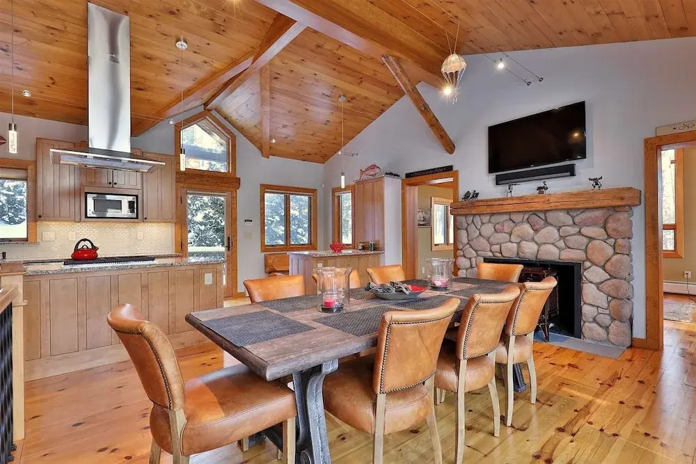 The Waffelhaus In Killington 4 Bedroom Home